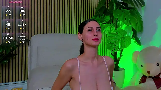 BelovedKhloee online show from March 20, 2026, 3:17 pm