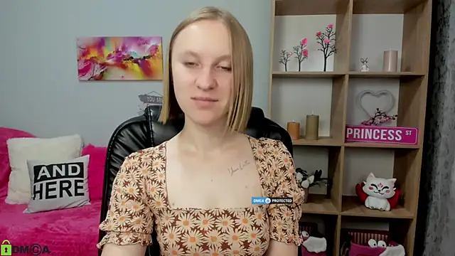 BeautyBlondy online show from September 17, 2025, 11:12 am