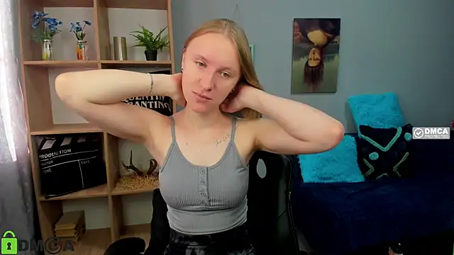 BeautyBlondy online show from September 26, 2025, 5:55 am