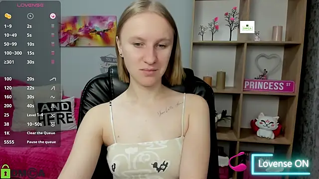 BeautyBlondy online show from October 14, 2025, 6:03 am