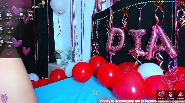 Snapshot of Cleo_Hott chatting on February 12, 2025, 8:49 am Cleo Hott online show from February 12, 2025, 8:49 am