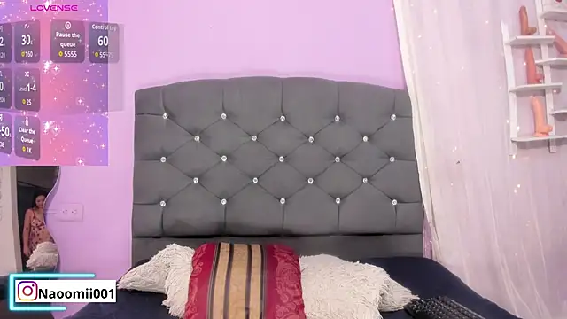 naomii 0 online show from December 17, 2025, 1:06 pm