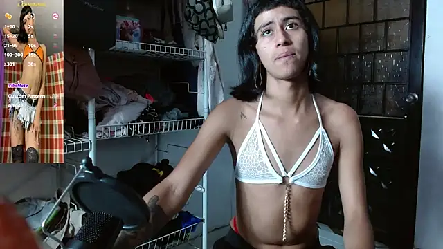 boysLittle online show from March 5, 2026, 1:07 pm