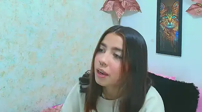 Snapshot of Rousse_violett chatting on January 15, 2025, 8:37 pm Rousse violett online show from January 15, 2025, 8:37 pm