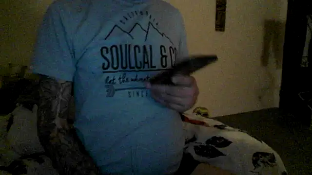 Snapshot of allnaked00 chatting on April 2, 2026, 2:42 am allnaked00 online show from April 2, 2026, 2:42 am