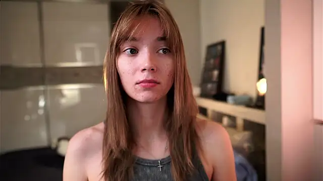 ileanacampbe online show from September 24, 2025, 4:27 am