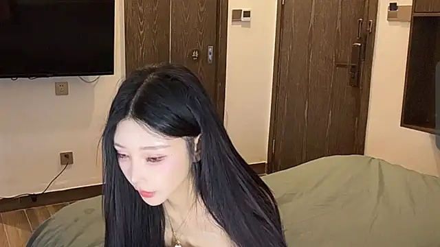 muyan 00 online show from October 13, 2025, 2:17 pm