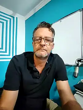 Snapshot of itsmeyes69 chatting on January 29, 2025, 2:10 pm itsmeyes69 online show from January 29, 2025, 2:10 pm