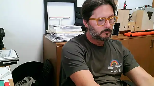 Cellino4 online show from June 30, 2026, 3:46 pm
