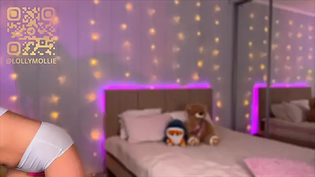 Snapshot of Mercedes_Robinson chatting on February 23, 2025, 4:28 am Mercedes Robinson online show from February 23, 2025, 4:28 am