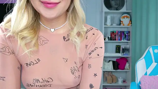 Snapshot of Mercedes_Robinson chatting on December 3, 2025, 4:20 am Mercedes Robinson online show from December 3, 2025, 4:20 am