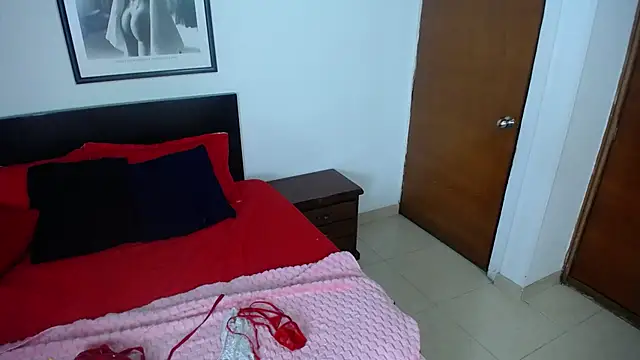  Daniela hot 1 online show from January 19, 2025, 8:50 am