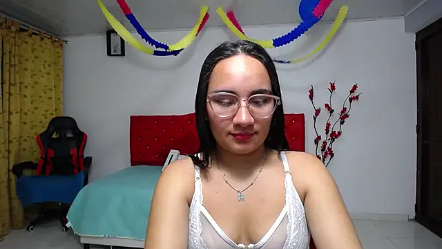 Snapshot of Maylin_horny19 chatting on June 22, 2026, 3:08 am Maylin horny19 online show from June 22, 2026, 3:08 am