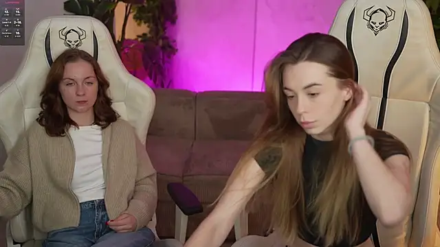 Snapshot of Lika_Secret_ chatting on October 27, 2025, 3:27 pm Lika Secret online show from October 27, 2025, 3:27 pm