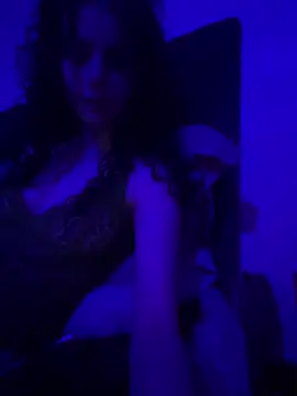 VioletxBlue online show from January 8, 2025, 9:01 pm