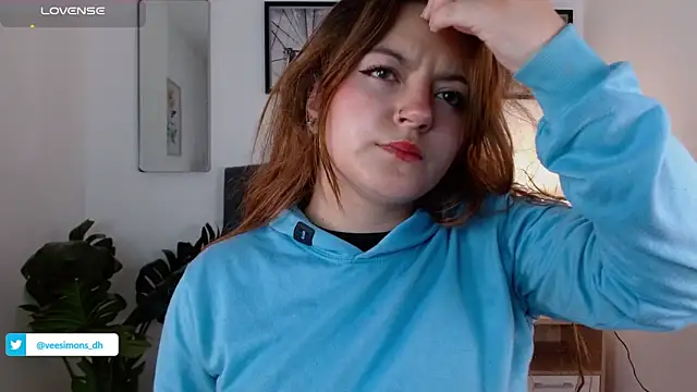 Veronica simons online show from February 15, 2025, 7:50 pm