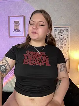 Veronica simons online show from June 8, 2026, 9:15 pm
