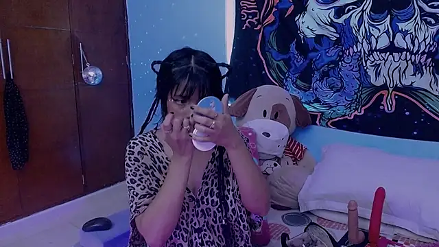 Snapshot of Mattilda_18 chatting on September 18, 2025, 7:49 pm Mattilda 18 online show from September 18, 2025, 7:49 pm