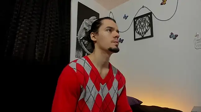 maxi styles online show from February 25, 2025, 7:47 pm