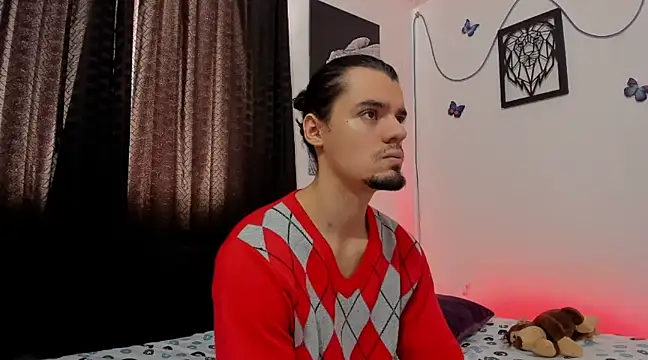 maxi styles online show from February 27, 2025, 7:47 pm