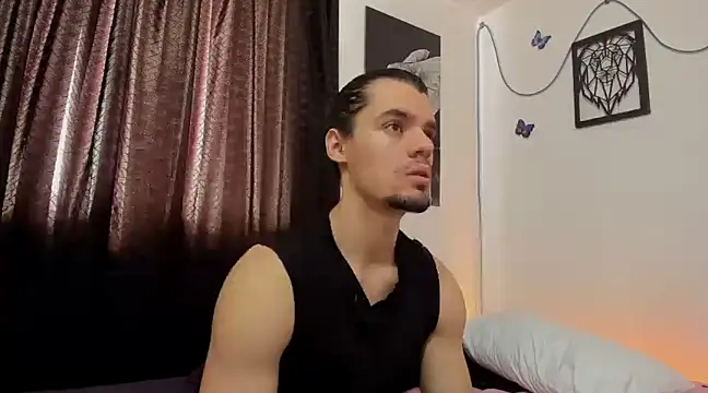 maxi styles online show from March 17, 2025, 7:48 pm