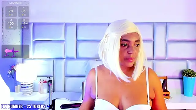 LovelyNickii online show from November 2, 2025, 12:51 pm