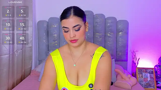 AlynAllen online show from June 23, 2026, 7:12 pm