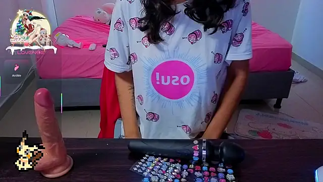 Lovelyamyy online show from December 3, 2025, 2:04 pm