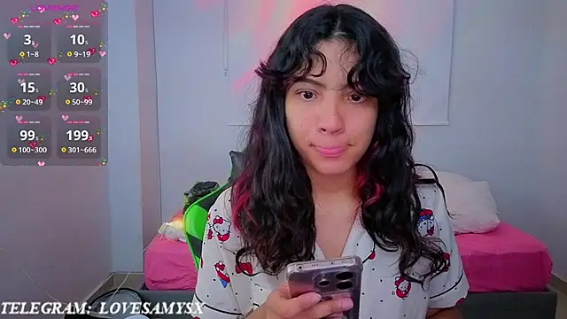 Lovelyamyy online show from May 7, 2026, 2:17 am