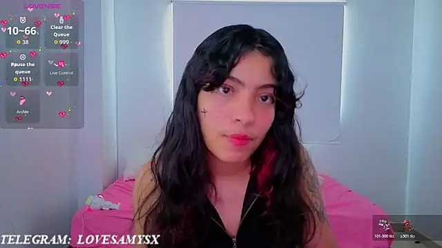 Lovelyamyy online show from May 11, 2026, 2:45 pm