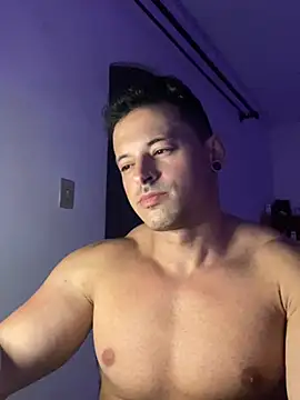 Lucasfit24 online show from February 27, 2025, 11:48 pm