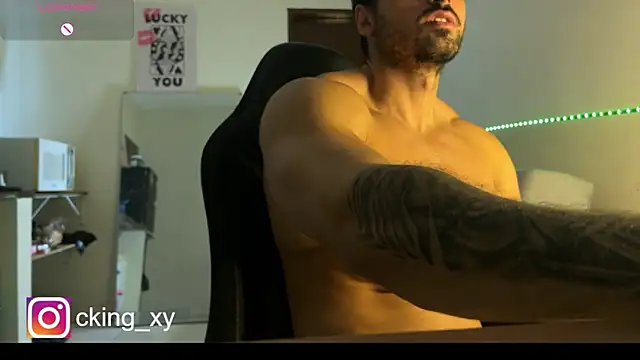 Lucasfit24 online show from March 9, 2026, 2:54 pm