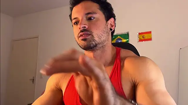 Snapshot of Lucasfit24 chatting on July 12, 2026, 4:42 pm Lucasfit24 online show from July 12, 2026, 4:42 pm