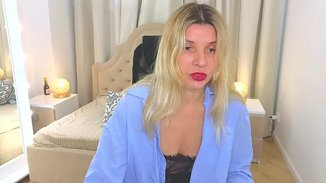 M I A M I A online show from September 19, 2025, 11:44 am