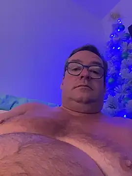 MountJohnXL online show from December 23, 2025, 2:42 am