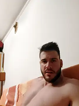 Snapshot of Razzfabz chatting on September 26, 2025, 8:24 pm Razzfabz online show from September 26, 2025, 8:24 pm