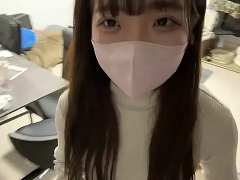 omochi chan oo online show from January 13, 2025, 6:38 am