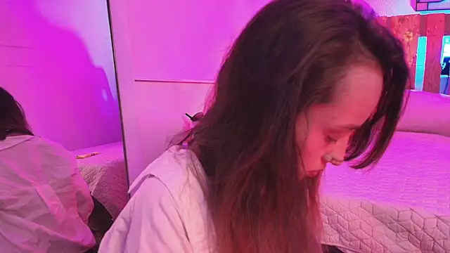 Snapshot of coral_jonesss chatting on October 6, 2025, 2:25 pm coral jonesss online show from October 6, 2025, 2:25 pm