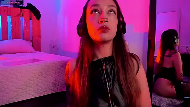 Snapshot of coral_jonesss chatting on October 24, 2025, 2:46 pm coral jonesss online show from October 24, 2025, 2:46 pm