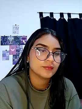 Renata 222 online show from September 9, 2025, 2:44 am
