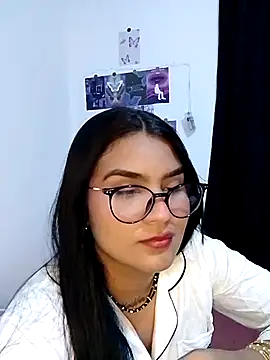Renata 222 online show from September 15, 2025, 1:27 am