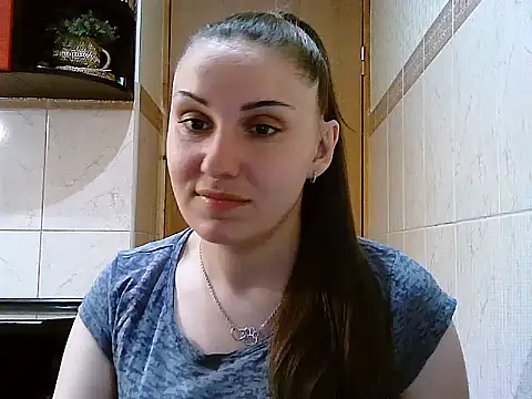Yuliia30 online show from May 5, 2026, 5:21 pm