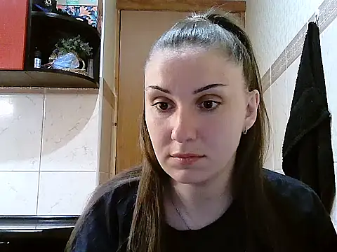 Yuliia30 online show from May 12, 2026, 2:58 pm