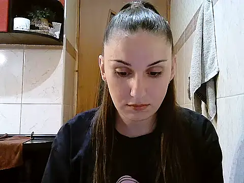 Yuliia30 online show from June 16, 2026, 4:31 pm