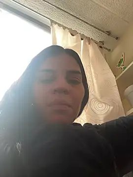 Snapshot of Anddyy__ chatting on February 11, 2025, 4:46 pm Anddyy   online show from February 11, 2025, 4:46 pm