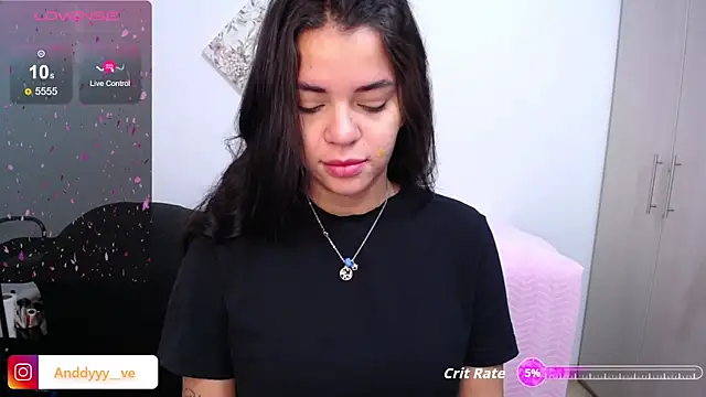 Snapshot of Anddyy__ chatting on October 22, 2025, 1:11 pm Anddyy   online show from October 22, 2025, 1:11 pm