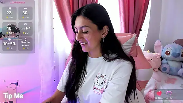 sweetfoxy 17 online show from February 5, 2026, 8:57 pm