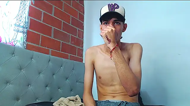 Alejandro bigdick x online show from February 18, 2025, 12:17 pm