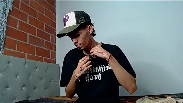Alejandro bigdick x online show from February 20, 2025, 5:01 am