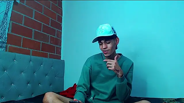Alejandro bigdick x online show from February 22, 2025, 5:55 am